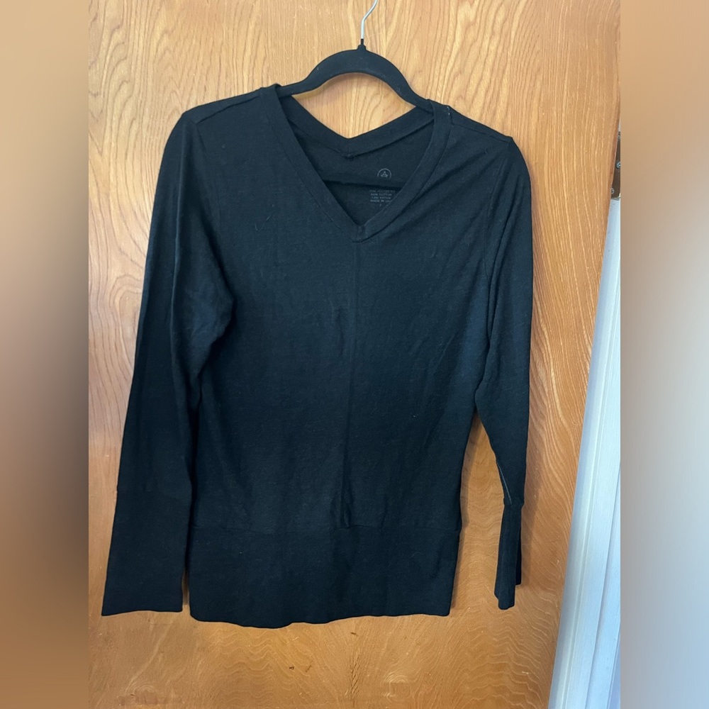 Aether long sleeve vneck tee 2
